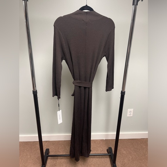 **NEW** Calvin Klein Women’s Ribbed Midi Belted Sweater Dress Brown (Size XL) - Picture 2 of 4